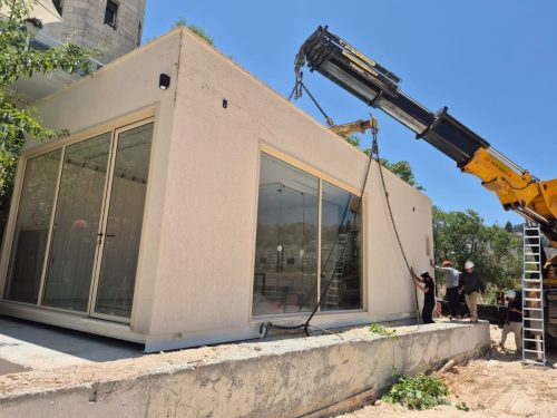 משרד מכירות נייד בגודל 40 מר